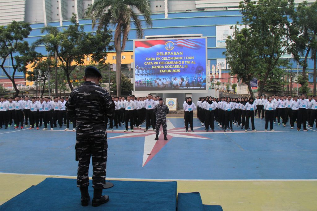 Pelaksanaan Pengarahan Dan Pelepasan Caba Catam TNI AL TA. 2025